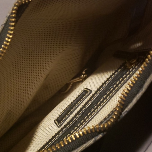 Purse - Picture 2 of 2